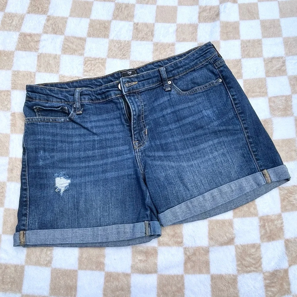 GAP Dark Blue boyfriend shorts - Picture 1 of 3